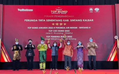 Perumdam Tirta Senentang Sintang kembali raih penghargaan Top BUMD Awards