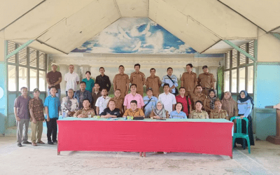 Direktur Perumdam Tirta Senentang bersama Kepala Bappeda Kartiyus, SH, M. Si, Balai PPW Kalimantan Barat, Camat Binjai Hulu Jonny, S. SOS., M. Si menghadiri Pertemuan Konsultasi Masyarakat (PKM) dalam rangka rencana Pembangunan SPAM Kapsitas 10 L/D IKK Kecamatan Binjai Hulu tahun anggaran 2023