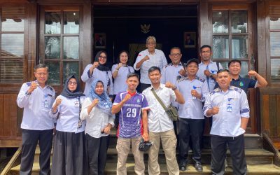Pelepasan Kontingen Atlet Perumdam Tirta Senentang ke Ajang Porpamnas VIII Makassar